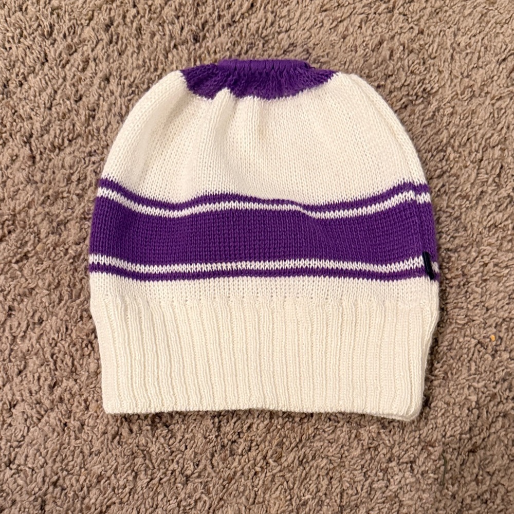 Kids beanie with hole in top for ponytail.